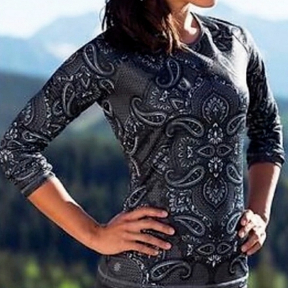 Athleta Sierra Nevada Warm Thermal Top Paisley SzXS